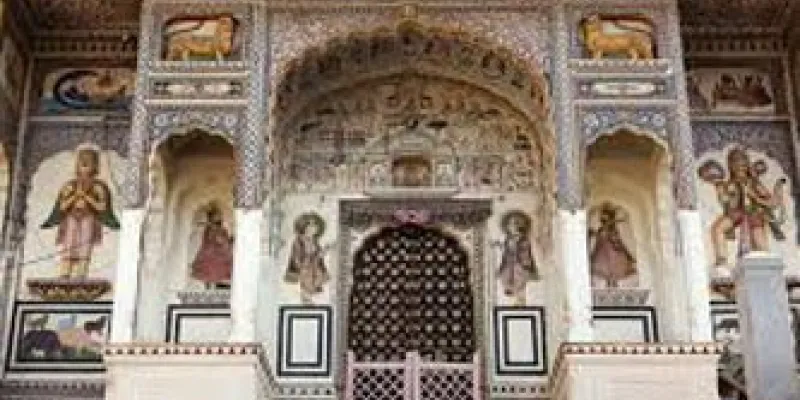 Classic Taj Mahal Tour