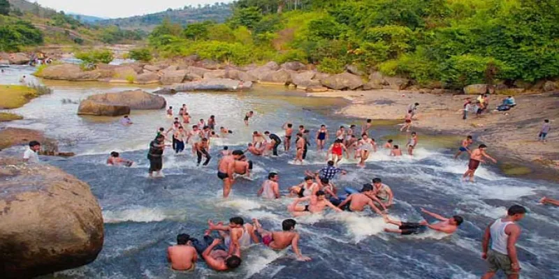 Vizag Araku Romantic Tour Package