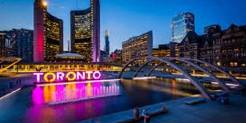 Quebec Winter Carnival With Toronto Tour