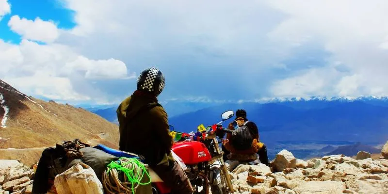 Journey To Ladakh Tour