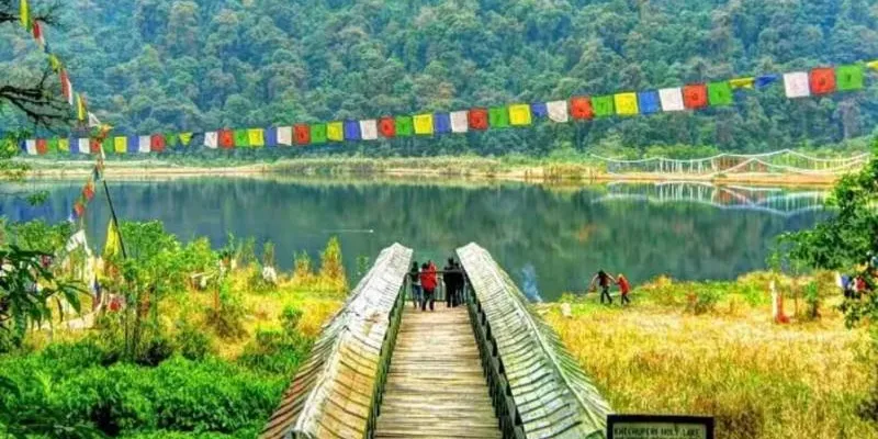 8 Nights Gangtok - Lachung - Pelling - Darjeeling Tour