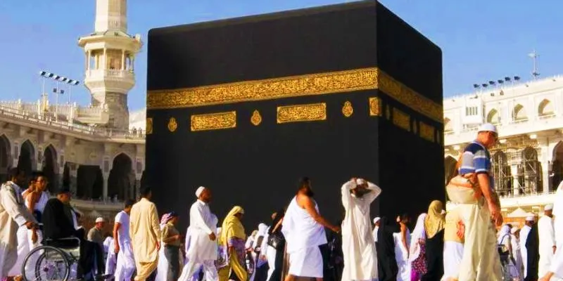 27 Night - 28 Days Umrah Tour Packages
