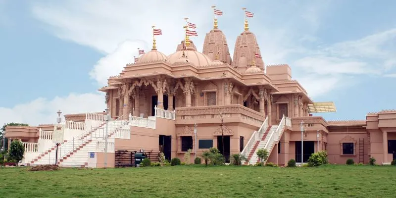 Gujarat Desert And Lion Safari Tour 9Days