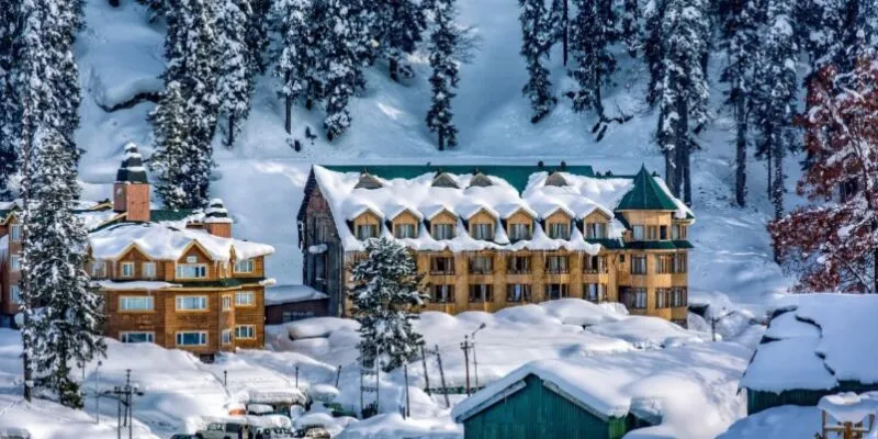 Luxurious Kashmir Escape