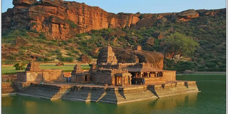 Hubli - Hampi - Badami 4 Nights 5 Days Tour