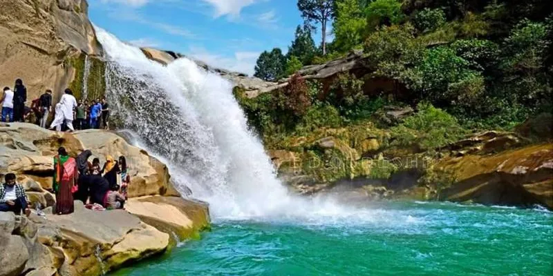 5N - 6D Royal Paradise 4 Star Package