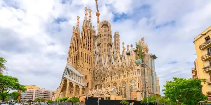 From Madrid To Paris 6 Nights - 7 Days Tour