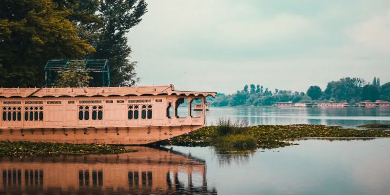 Luxury Kashmir Experience 6 Days - 5 Nights Tour