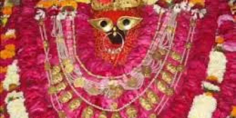 Varanasi - Chunar Fort - Vindhyachal - Varanasi Same Day Tours