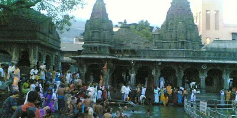 Shirdi - Trimbakeshwar Tour