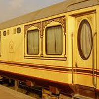 Palace on Wheel Train Tour Package