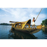 Kerala Romantic Package - 2 nights Kochi, 1 night Alleppey (Houseboat) & 1 night Alleppey