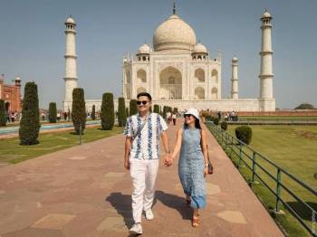 Taj Mahal Trip Agra By Express Train From Delhi