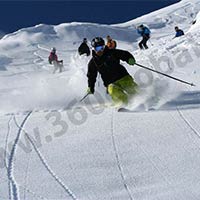 Ski Tour in Kashmir