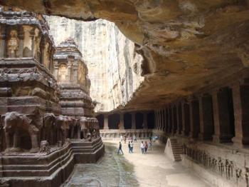 Ajanta Ellora Caves with Aurangabad (3 Days Holidays) Package