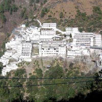 Special Package For Vaishnodevi Trip- (2 Nights /3 Days) For A Group Tour