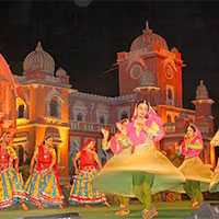 Golden Triangle Tour With Orchha, Khajuraho And Varanasi