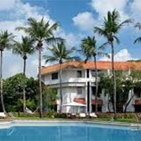 5 Star Trident Chennai An Oasis With Lush Gardens And Palm Trees