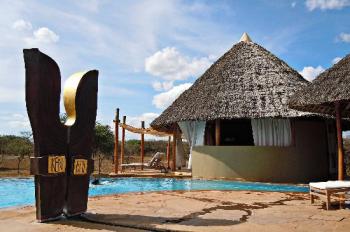 3 Days Tsavo West National Park Package