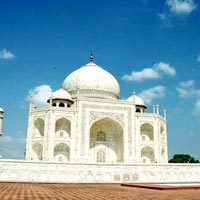 Taj Mahal Tour With Khajuraho