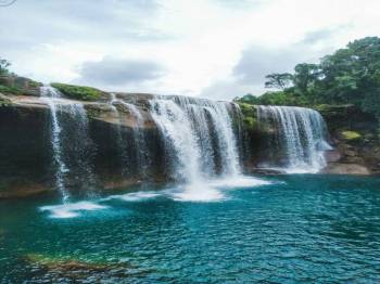 Shillong and Cherrapunji Meghalaya Package - 4 Adults