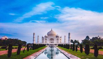 2D - 1N Agra Tour Package