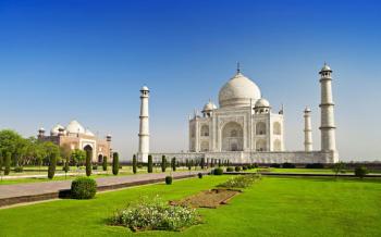 Taj Mahal Luxury Tour from Delhi Package