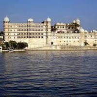 Exciting Jaipur Udaipur Family Tour Package