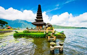 Romantic Honeymoon in Bali Tour