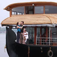 Kerala Backwater Holiday Tour