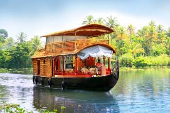 Romantic Kerala Backwater Packages