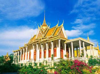 Beauty of Phnom Penh Capital & Angkor Wat, Cambodia Tour