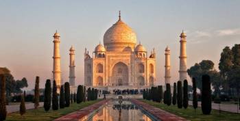 Day Tour to Taj Mahal from Chennai