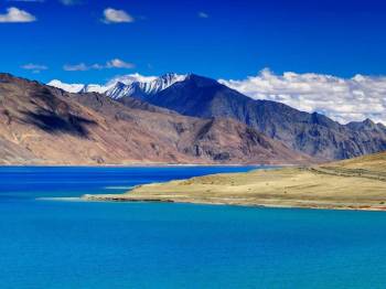 Wonder Land of Ladakh Tour 5 Days 4 Nights