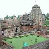 Bhubaneswar - Ratnagiri - Lalitgiri - Udaigiri - Puri – Konark - Chilika Tour