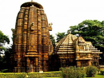 Temples, Biodiversity & Caves of Odisha Tour