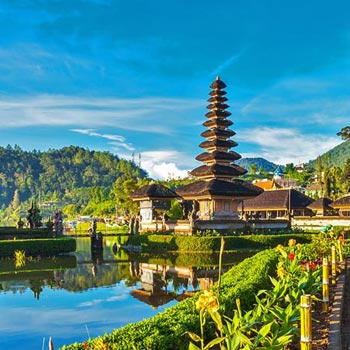 Beautiful Malaysia With Scenic Bali Tour