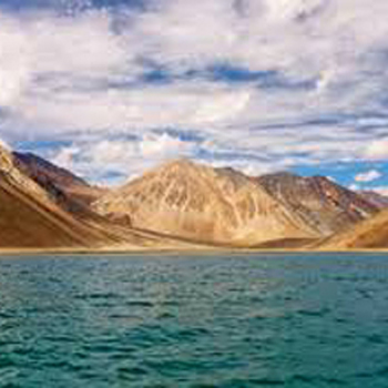 Journey 4: Ladakh – lake and silk route Tour