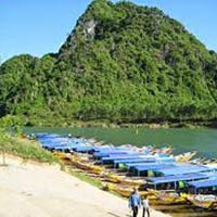 Discover Vietnam and Her National Parks Package