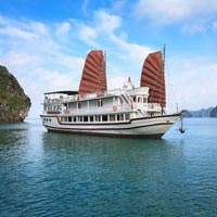 Best North Vietnam 5 days tour from HANOI to Halong Bay