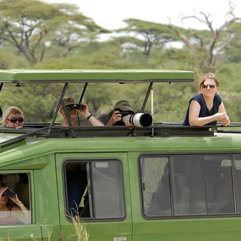 Kenya Safari 6 Days tour Amboseli, Masai Mara, Lake Nakuru