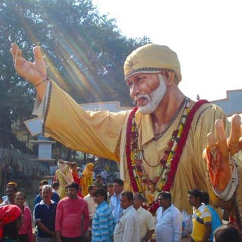 Shirdi Train Tour Package From Bangalore