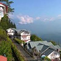 North East Delight with Pelling Tour