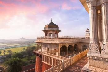 Agra Overnight Tour With Taj Mahal & Agra Fort from Delhi by Private Cab