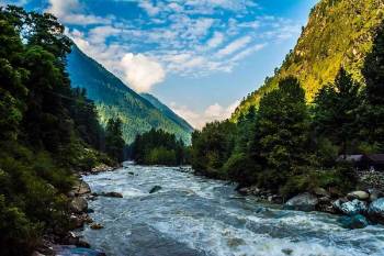 Manali Kasol Kheerganga Tour