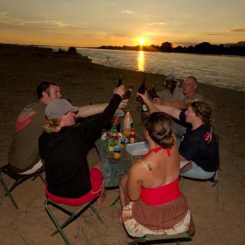 2N/3D Zambezi Short Canoe Trail Safari Package