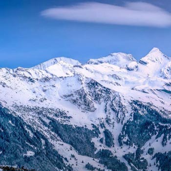Attractive Manali Tour Package From Delhi