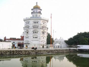 Amritsar Gurudwaras Tour