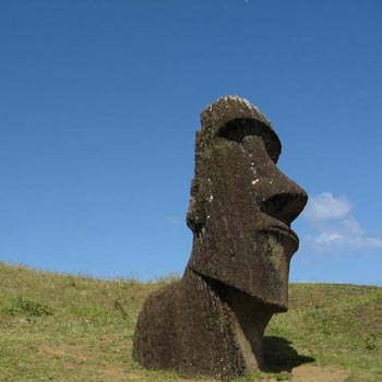Best Of Chile: Atacama - Easter Island - Valparaiso Tour