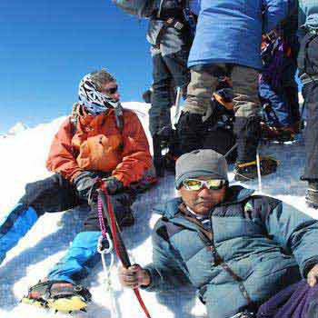 Island Peak Imjatse with Everest Base Camp Package